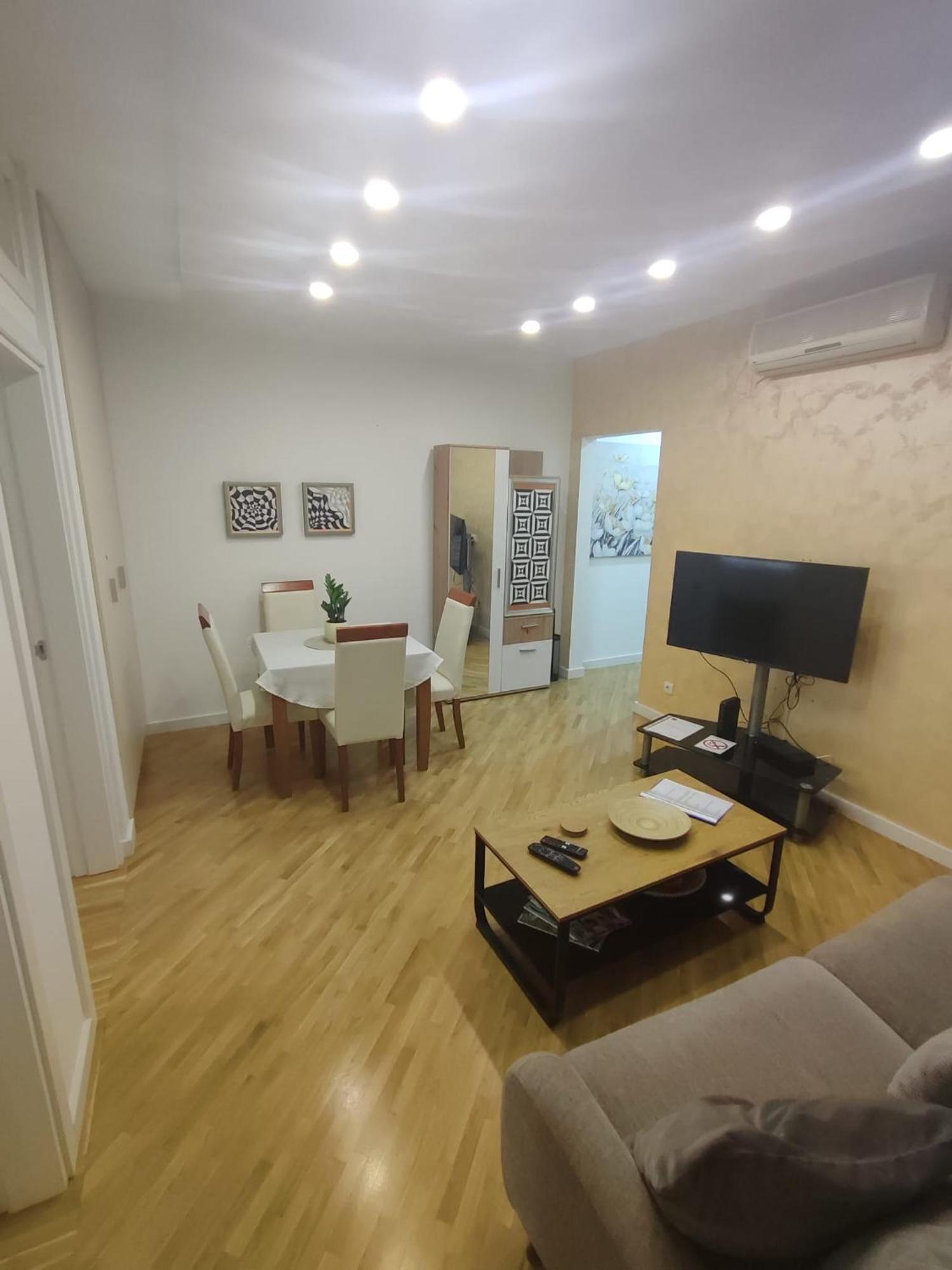 City Lights Lux Apartman Belgrád Kültér fotó